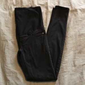 H&M Maternity black jeggings